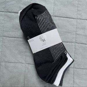 Vince Camuto Ankle Socks NWT